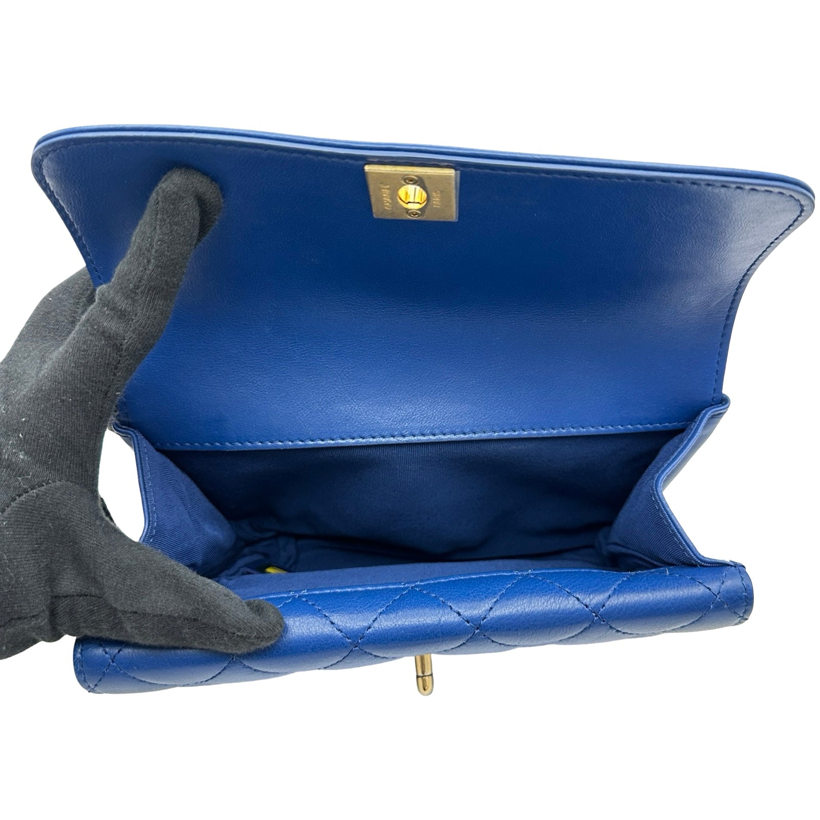 シャネル CHANEL マトラッセスモールフラップバッグ AS0824 28番台 ダークブルー/ゴールド金具 カーフスキン レディース ショルダーバッグ シャネル CHANEL マトラッセスモールフラップバッグ AS0824 28番台