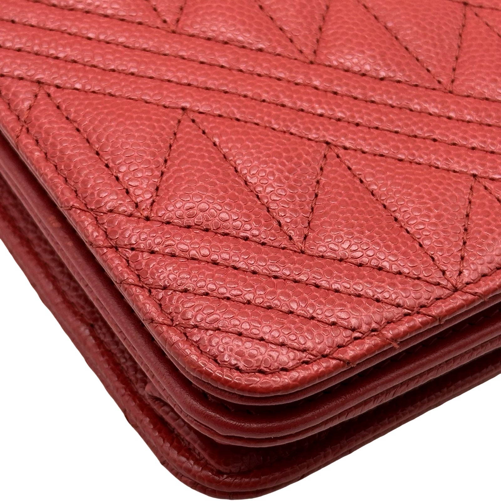 シャネル CHANEL ココマーク チェーンウォレット A70175 25番台 レッド ゴールド金具 キャビアスキン レディース ショルダーバッグ シャネル CHANEL ココマーク チェーンウォレット A70175 25番台 レッド