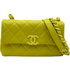 シャネル CHANEL マトラッセ チェーンショルダーバッグ AS2302 30番台 ライム イエロー 金具 キャビアスキン レディース ショルダーバッグ