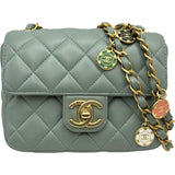 シャネル CHANEL ミニ マトラッセ17 AS3738 ライトグレー ゴールド金具 ラムスキン レディース ショルダーバッグ