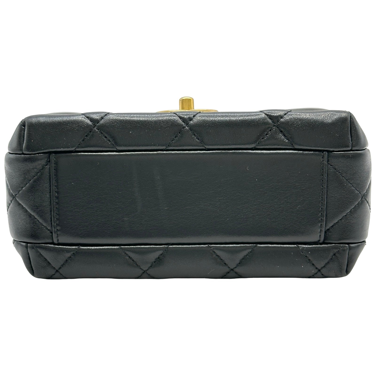 シャネル CHANEL マトラッセロゴチャームチェーンショルダー AS4986