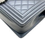 シャネル CHANEL ボーイシャネル25 A67086 24番台 ブルー シルバー金具 キャビアスキン レディース ショルダーバッグ