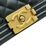 シャネル CHANEL ボーイシャネル20 A67085 28番台 ブラック ゴールド金具 キャビアスキン メンズ ショルダーバッグ