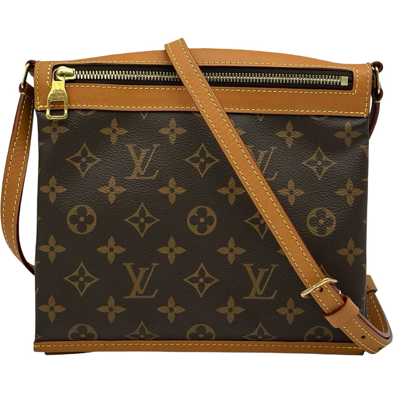 Louis Vuitton メッセンジャーバッグ ソミュール ルイ・ヴィトン LOUIS VUITTON ソミュール・メッセンジャーバッグ