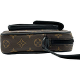 ルイ・ヴィトン LOUIS VUITTON クリストファー・ウエアラブル・ウォレット M69404 ブラウン モノグラムマカサー メンズ ショルダーバッグ