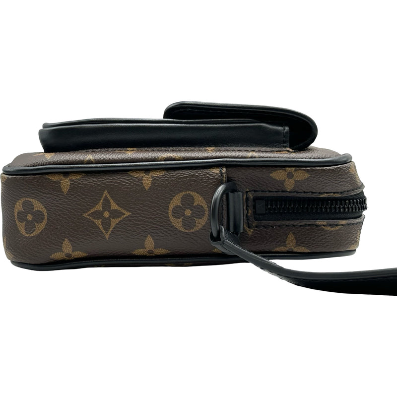ルイ・ヴィトン LOUIS VUITTON クリストファー・ウエアラブル