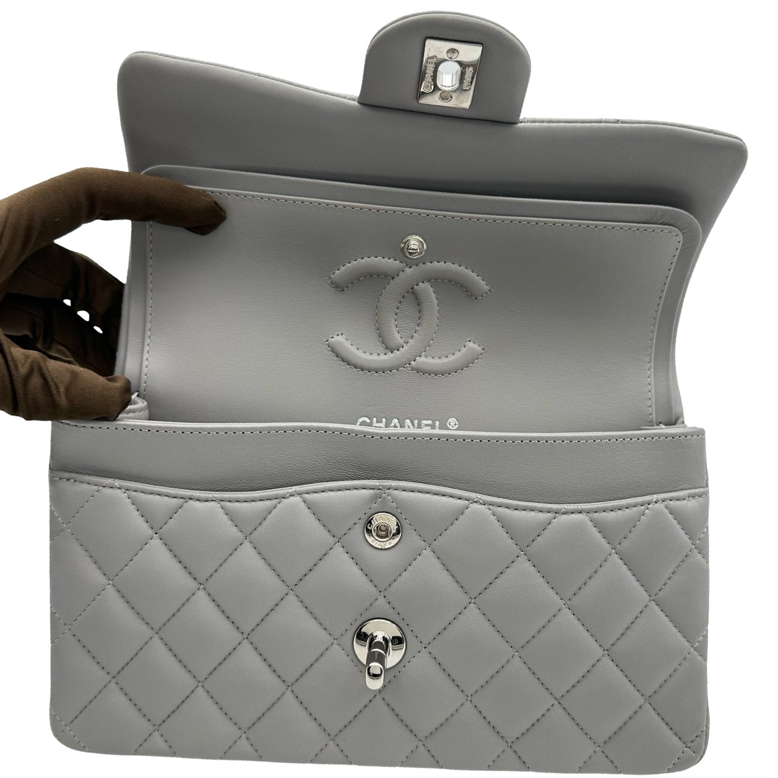 シャネル CHANEL マトラッセ23 A01113 グレー シルバー金具 ラムスキン