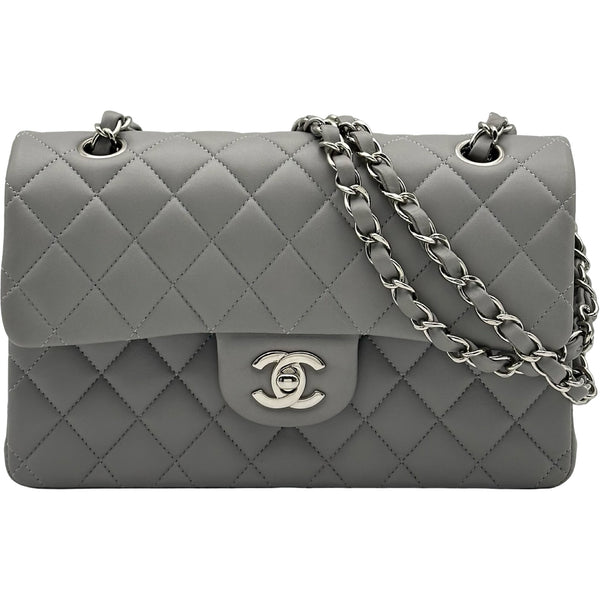 シャネル CHANEL マトラッセ23 A01113 グレー シルバー金具 ラムスキン