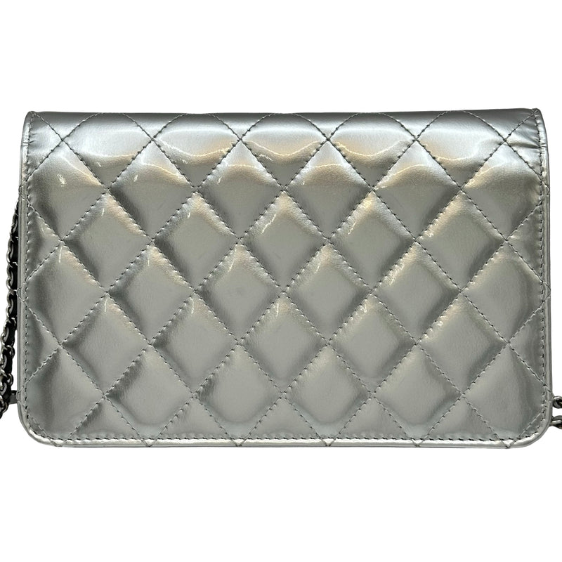 シャネル CHANEL ココロック チェーンウォレット A80766 22番台