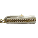 シャネル CHANEL マトラッセ ショルダーバッグ ホワイト ゴールド金具 キャビアスキン レディース ショルダーバッグ