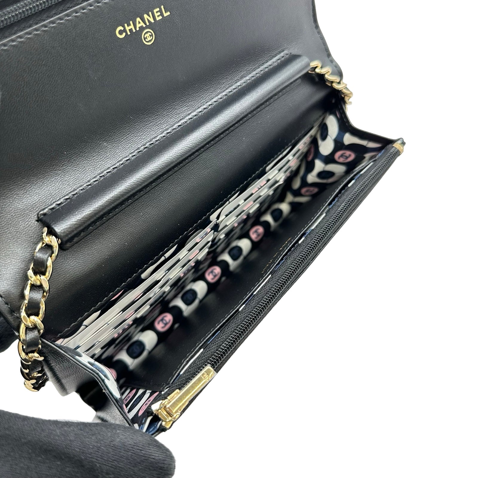 CHANEL マトラッセ　36.5 裏張り済み シャネル CHANEL マトラッセ チェーンウォレット AP3622 ブラック