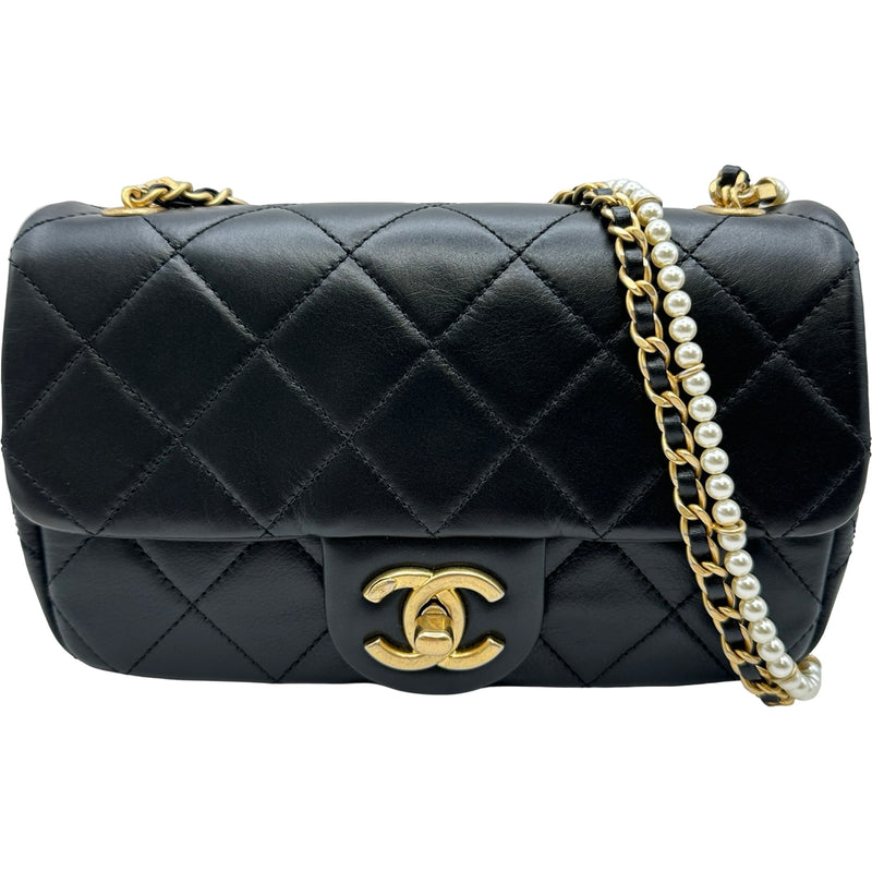 シャネル CHANEL マトラッセフラップショルダーバッグ AS2210 30番台