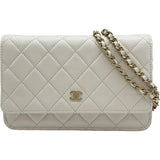シャネル CHANEL マトラッセチェーンウォレット AP0250 31番台 ホワイト ゴールド金具 キャビアスキン レディース ショルダーバッグ