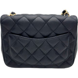 シャネル CHANEL ミニマトラッセ A35200 29番台 ネイビー ゴールド金具 ラムレザー レディース ショルダーバッグ