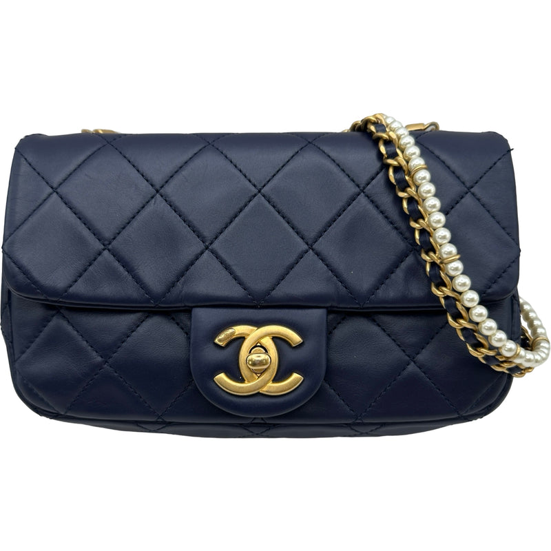 シャネル CHANEL マトラッセフラップショルダーバッグ AS2210 30番台