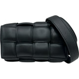 ボッテガ・ヴェネタ BOTTEGA VENETA パデットカセットベルトバッグ 710075 ブラック ラム ユニセックス ショルダーバッグ