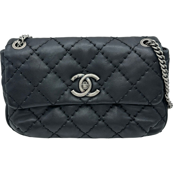 シャネル CHANEL ワイルドステッチチェーンショルダー 17番台 ブラック