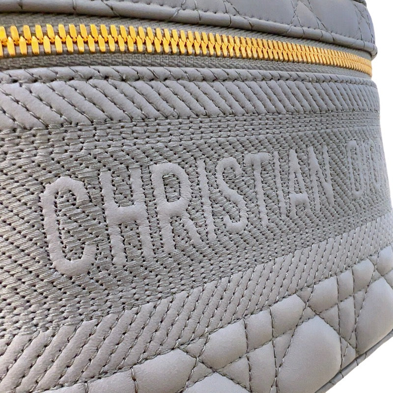 クリスチャン・ディオール Christian Dior DIOR TRAVEL ヴァニティ スモール S5488UNTR＿M41G ストーングレー ラム レディース ハンドバッグ