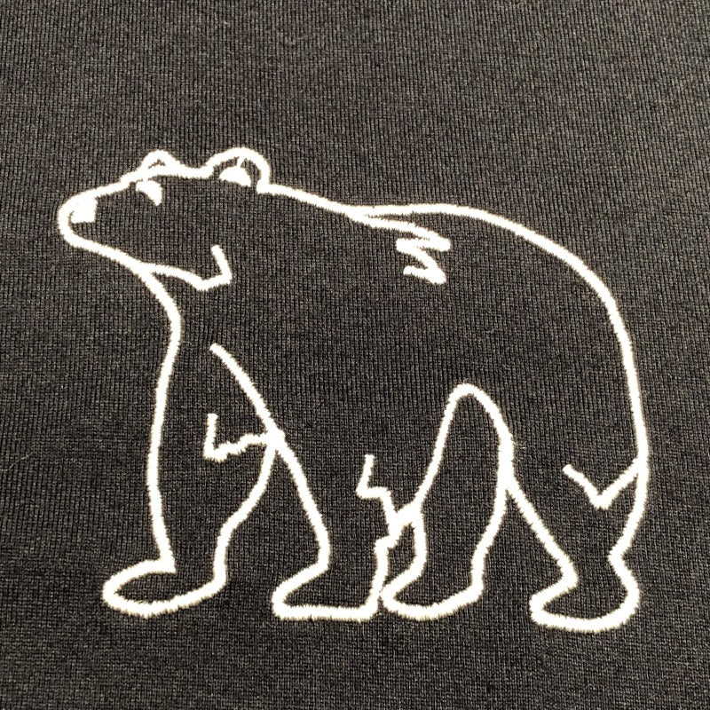 トムブラウン THOM BROWNE Bear&Saimon 刺繍デザインTシャツサイズ2(M) MUJS160E コットン 本体:綿100％ リブ部分:綿97% ポリウレタン3% メンズ 半袖Ｔシャツ