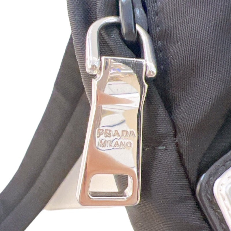 プラダ PRADA クロスボディバッグ 2VZ0023 ブラック シルバー金具  