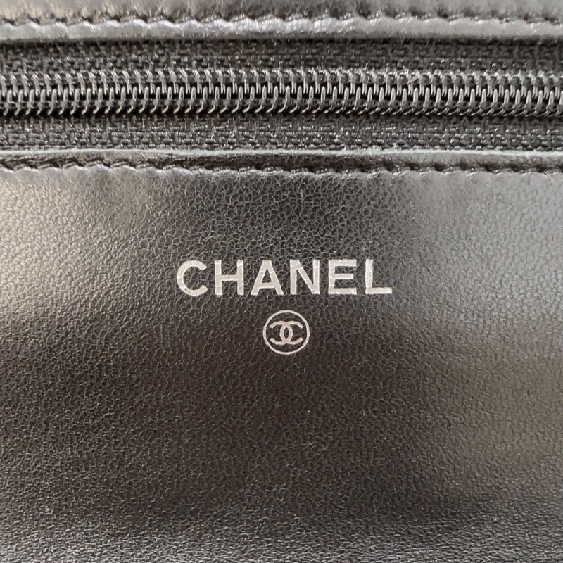 シャネル CHANEL マトラッセ チェーンウォレット A33814 ブラック　シルバー金具 ラムスキン レディース ショルダーバッグ