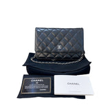 シャネル CHANEL マトラッセ チェーンウォレット A33814 ブラック　シルバー金具 ラムスキン レディース ショルダーバッグ