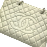 シャネル CHANEL GST チェーントートバッグ A50995 12番台 アイボリー シルバー金具 キャビアスキン レディース トートバッグ