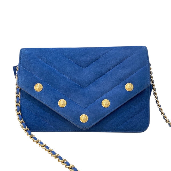 シャネル CHANEL シェブロンVステッチチェーンウォレット ブルー