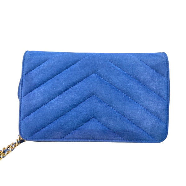 シャネル CHANEL シェブロンVステッチチェーンウォレット ブルー/ゴールド金具 スエード レディース ウォレットチェーン
