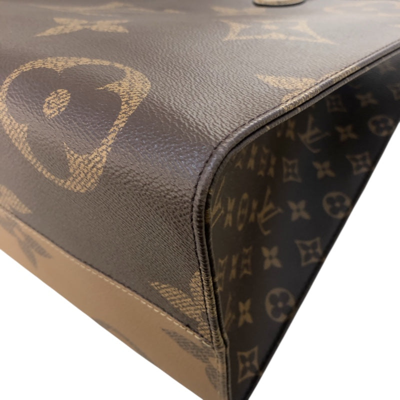ルイ・ヴィトン LOUIS VUITTON オンザゴーGM M44576 ブラウン モノグラム ジャイアント・リバース レディース トートバッグ