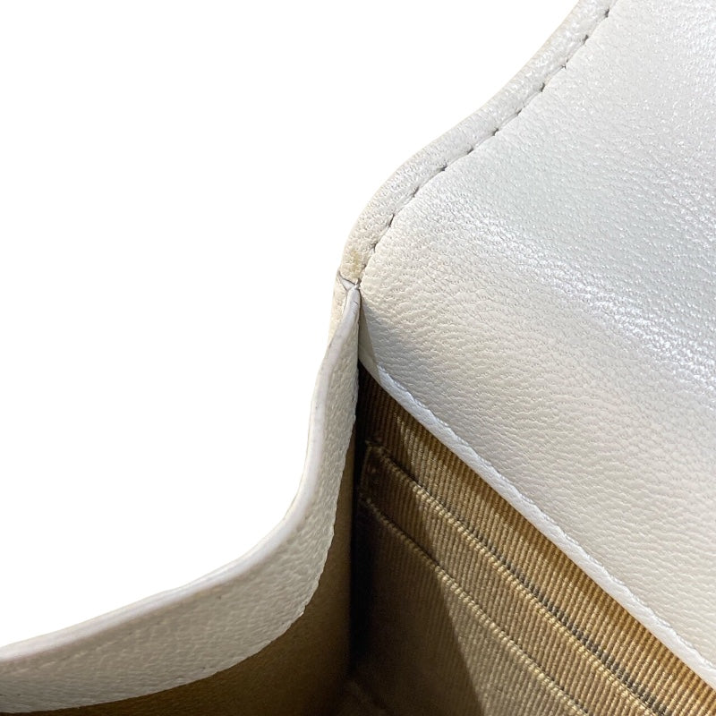 シャネル CHANEL パールチェーンクラッチショルダー AP0997 ホワイト/ゴールド金具 カーフスキン レディース ショルダーバッグ