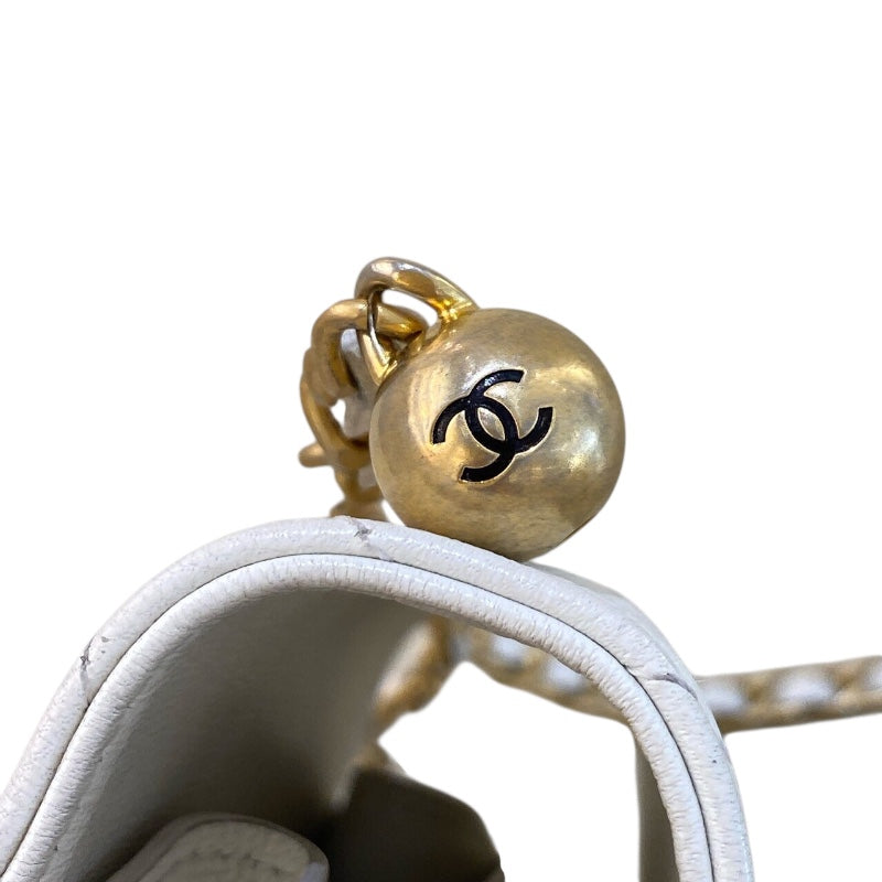 シャネル CHANEL パールチェーンクラッチショルダー AP0997 ホワイト/ゴールド金具 カーフスキン レディース ショルダーバッグ