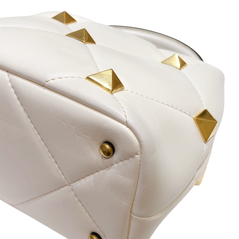 ヴァレンティノ VALENTINO ローマンスタッズ　スモールハンドバッグ WW2B0197BSF レザー レディース ハンドバッグ