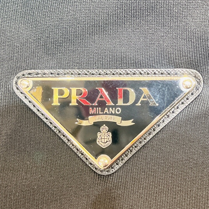 プラダ PRADA ロゴプレートリバーシブルパーカー 20SS サイズXXL UJL117 黒、青 メンズ パーカー