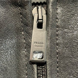 プラダ PRADA レザーボンバージャケット 23SS UPW455 ブラック レザー メンズ ブルゾン