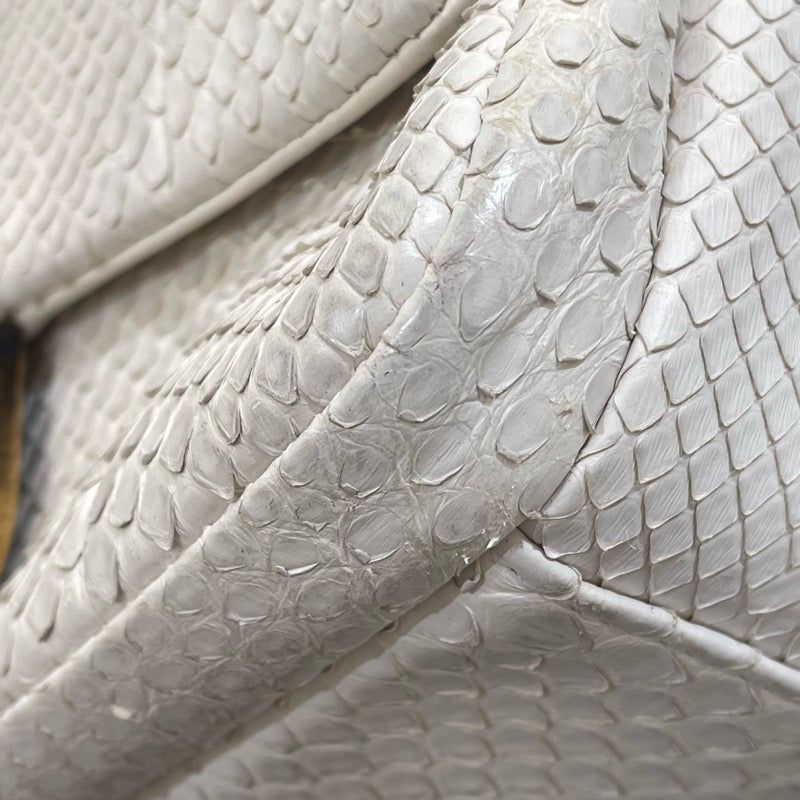 シャネル CHANEL スモールフラップクロスボディ 22番台 ホワイト パイソン レディース ショルダーバッグ