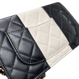 シャネル CHANEL マトラッセ チェーンウォレット AP0250 ブラック/ホワイト　ゴールド金具 ラムスキン レディース ショルダーバッグ