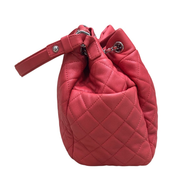 シャネル CHANEL マトラッセドローストリングチェーンショルダー ピンク レザー ラムスキン レディース ショルダーバッグ