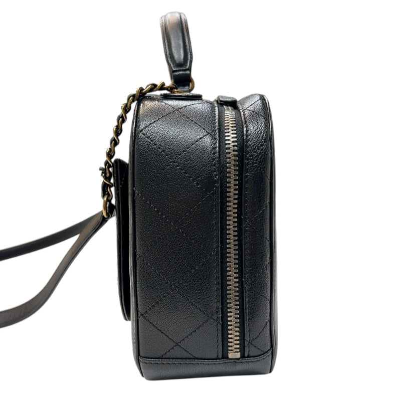 【6日まで限定値下げ】シャネル CHANEL ショルダーバッグ シャネル 23C モノクロボールチェーン付き フラップバッグ17cm (CHANEL