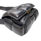 ボッテガ・ヴェネタ BOTTEGA VENETA キャンディパデッドカセット 716648VCQR1 ブラック レザー レディース ショルダーバッグ