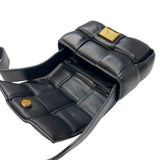 ボッテガ・ヴェネタ BOTTEGA VENETA キャンディパデッドカセット 716648VCQR1 ブラック レザー レディース ショルダーバッグ
