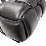 ボッテガ・ヴェネタ BOTTEGA VENETA キャンディパデッドカセット 716648VCQR1 ブラック レザー レディース ショルダーバッグ
