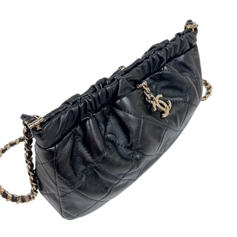 シャネル CHANEL マトラッセ　チェーンショルダーバッグ ブラック　ゴールド金具 ラムスキン レディース ショルダーバッグ