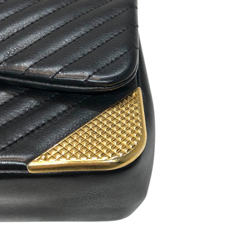 シャネル CHANEL シェブロンVステッチチェーンウォレット 26番台 ブラック ゴールド金具 ラムスキン レディース ショルダーバッグ