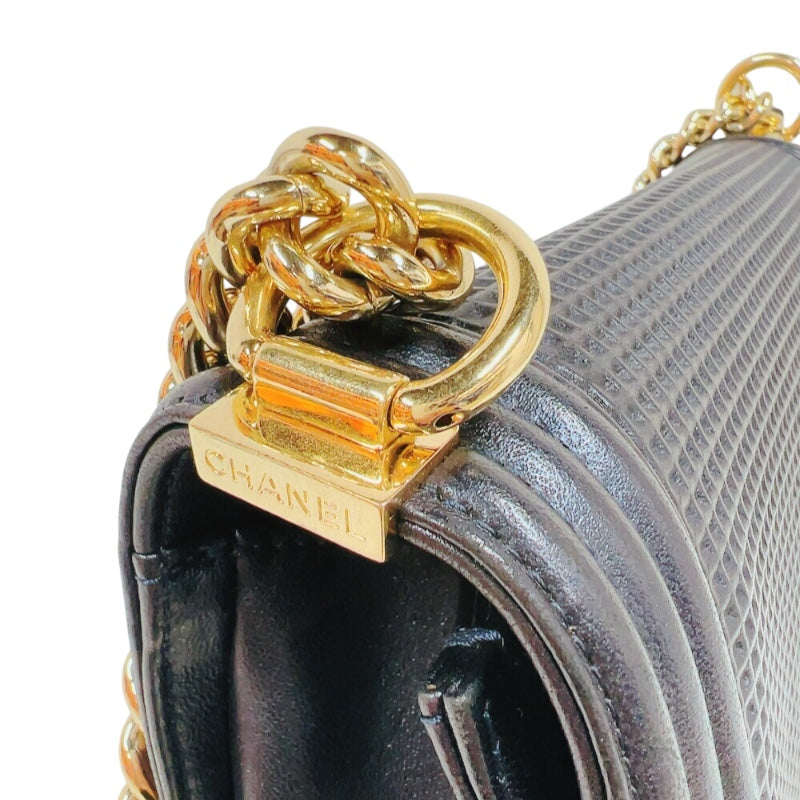 シャネル CHANEL ボーイシャネル28 A92193 ネイビー　ゴールド金具 カーフスキン レディース ショルダーバッグ