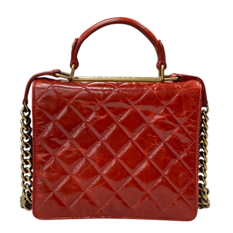 シャネル　Chanel　ライオン ヴィンテージチェーンベルト ゴールド×レッド CHANEL 新品同様 シャネル Vステッチ ライオン チェーン