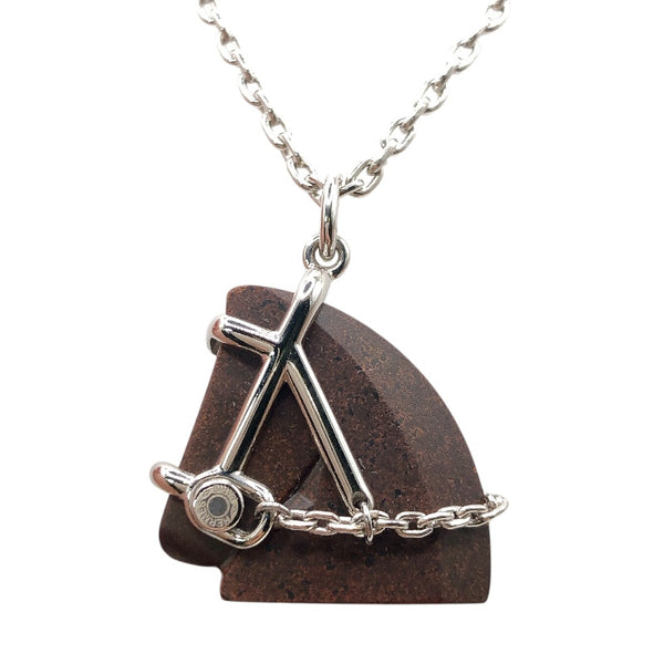 エルメス HERMES シュヴァルネックレス メタル　ウッド アクセサリー