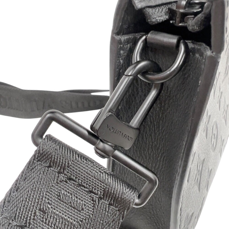ルイ・ヴィトン LOUIS VUITTON ガストン・ウェアラブル ウォレット M81115 ノワール モノグラム・シャドウ メンズ ショルダーバッグ