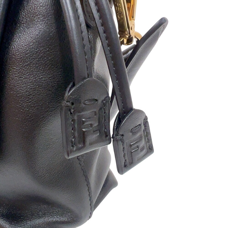 フェンディ FENDI マンマバケットミディアム 8BR833 ブラック　ゴールド金具 ナッパレザー レディース ショルダーバッグ