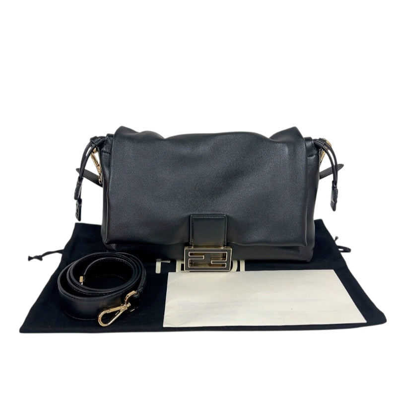 フェンディ FENDI マンマバケットミディアム 8BR833 ブラック　ゴールド金具 ナッパレザー レディース ショルダーバッグ